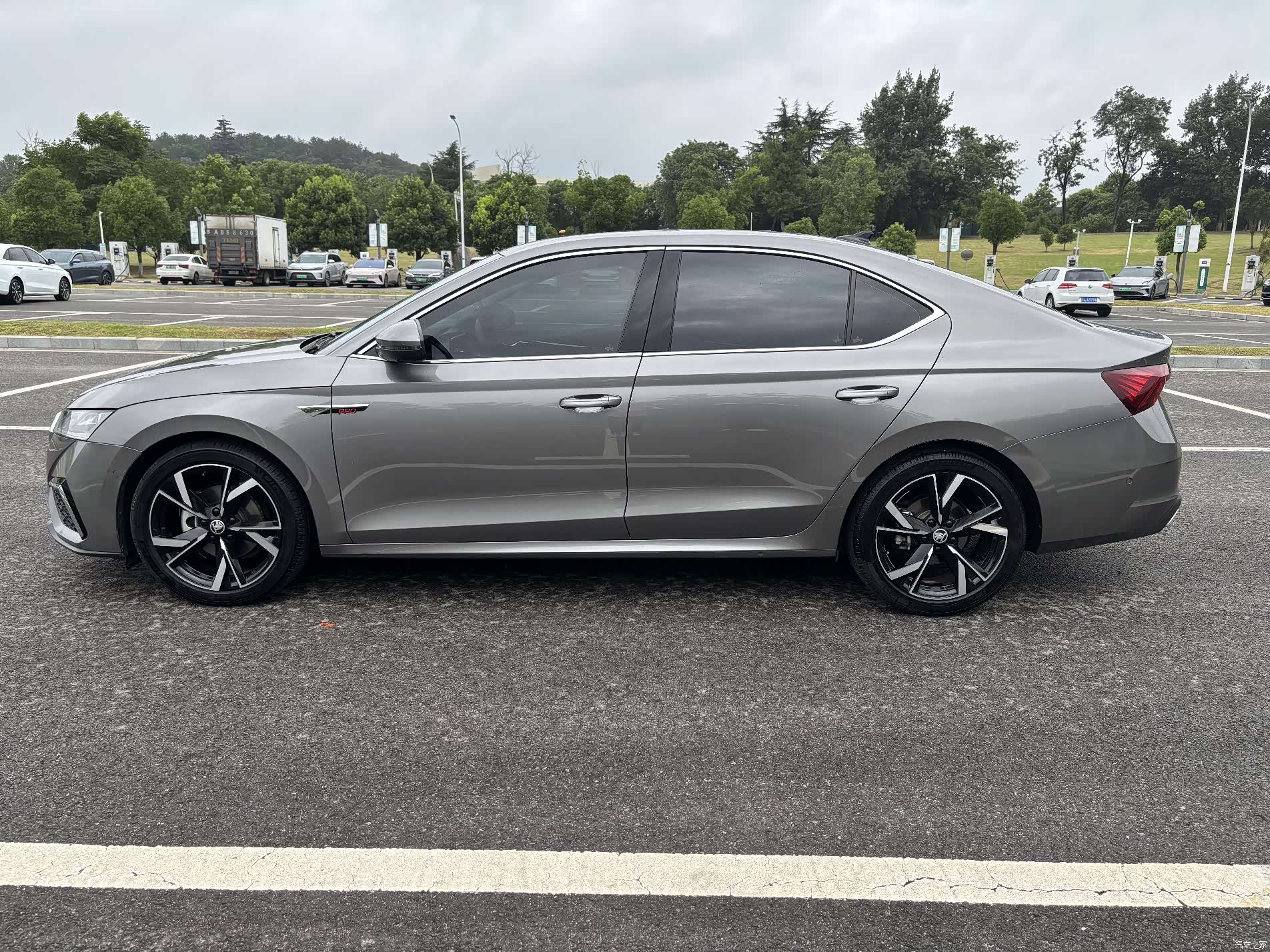 Skoda Octavia, 2022 3