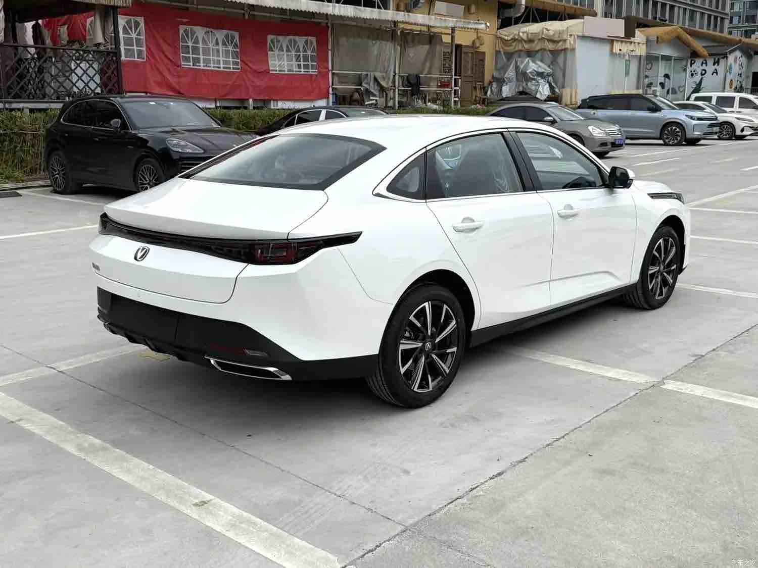 Changan Eado, 2025 8