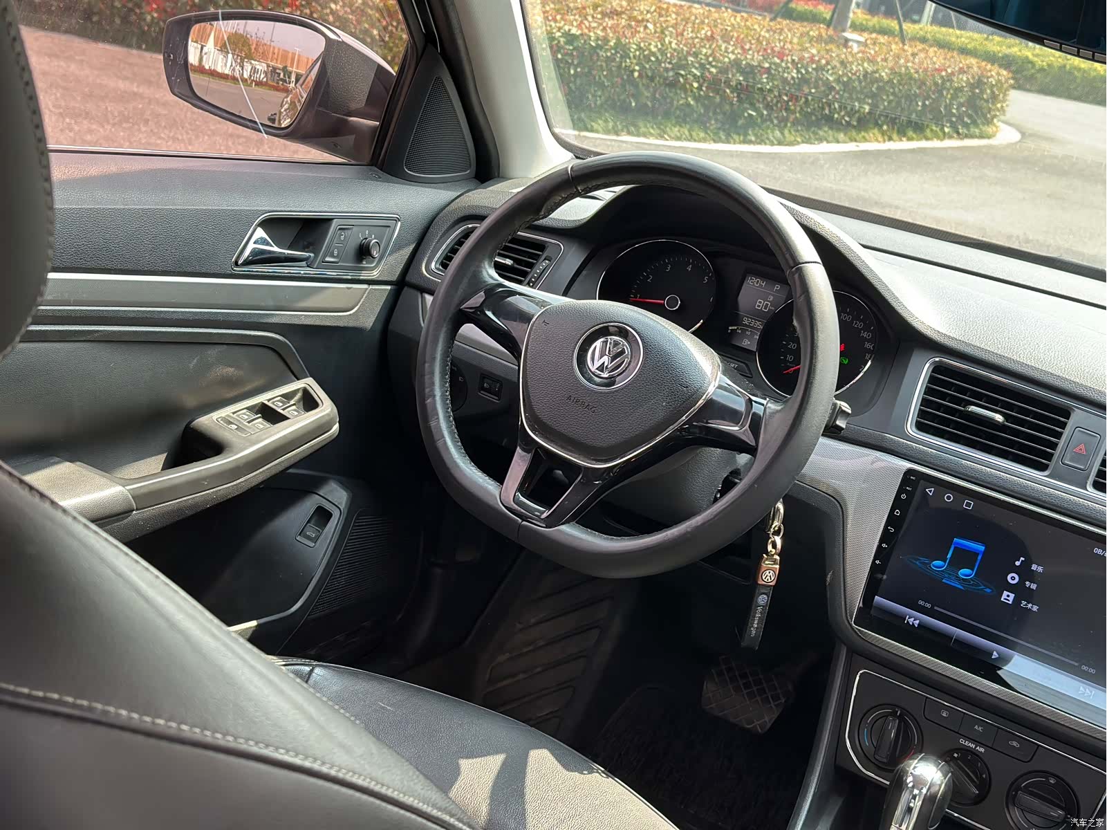 Volkswagen Lavida, 2016 15