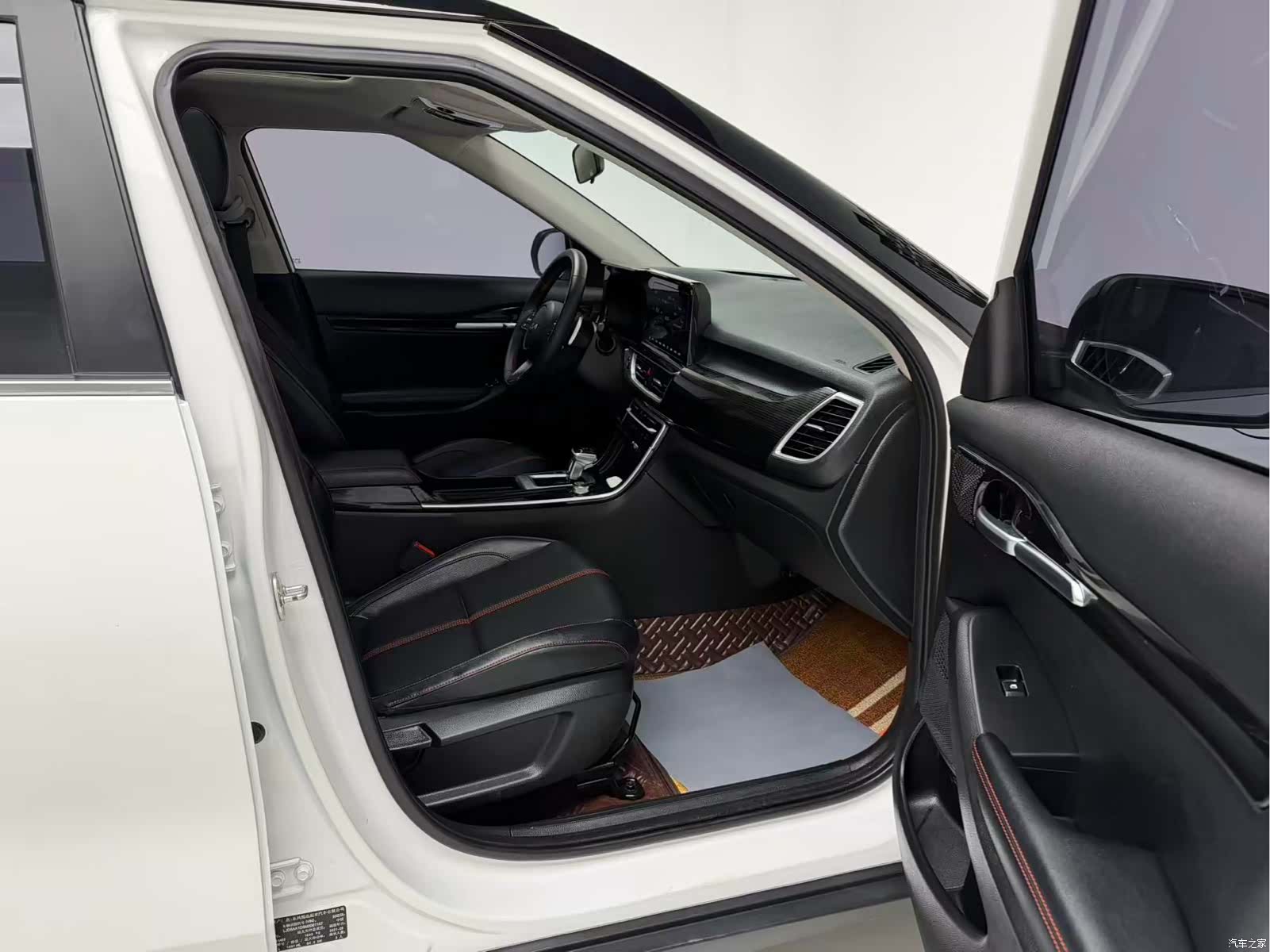 Kia KX3, 2021 12