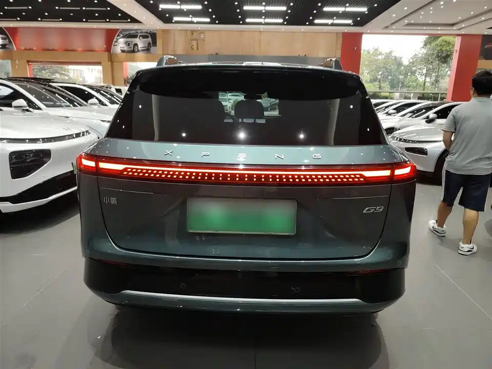 XPENG G9