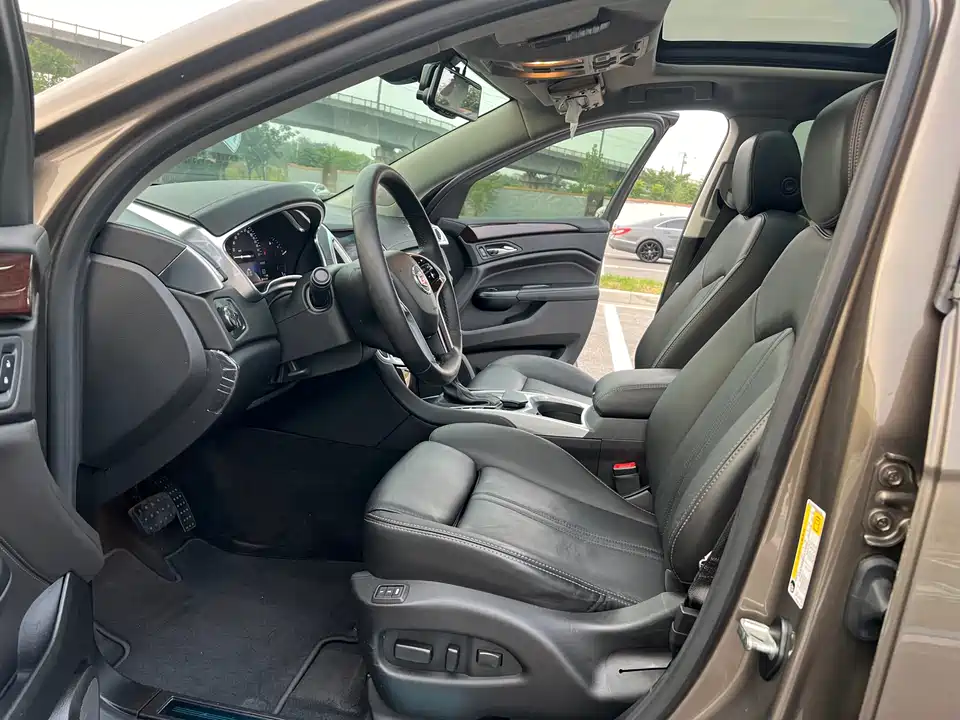 Cadillac SRX