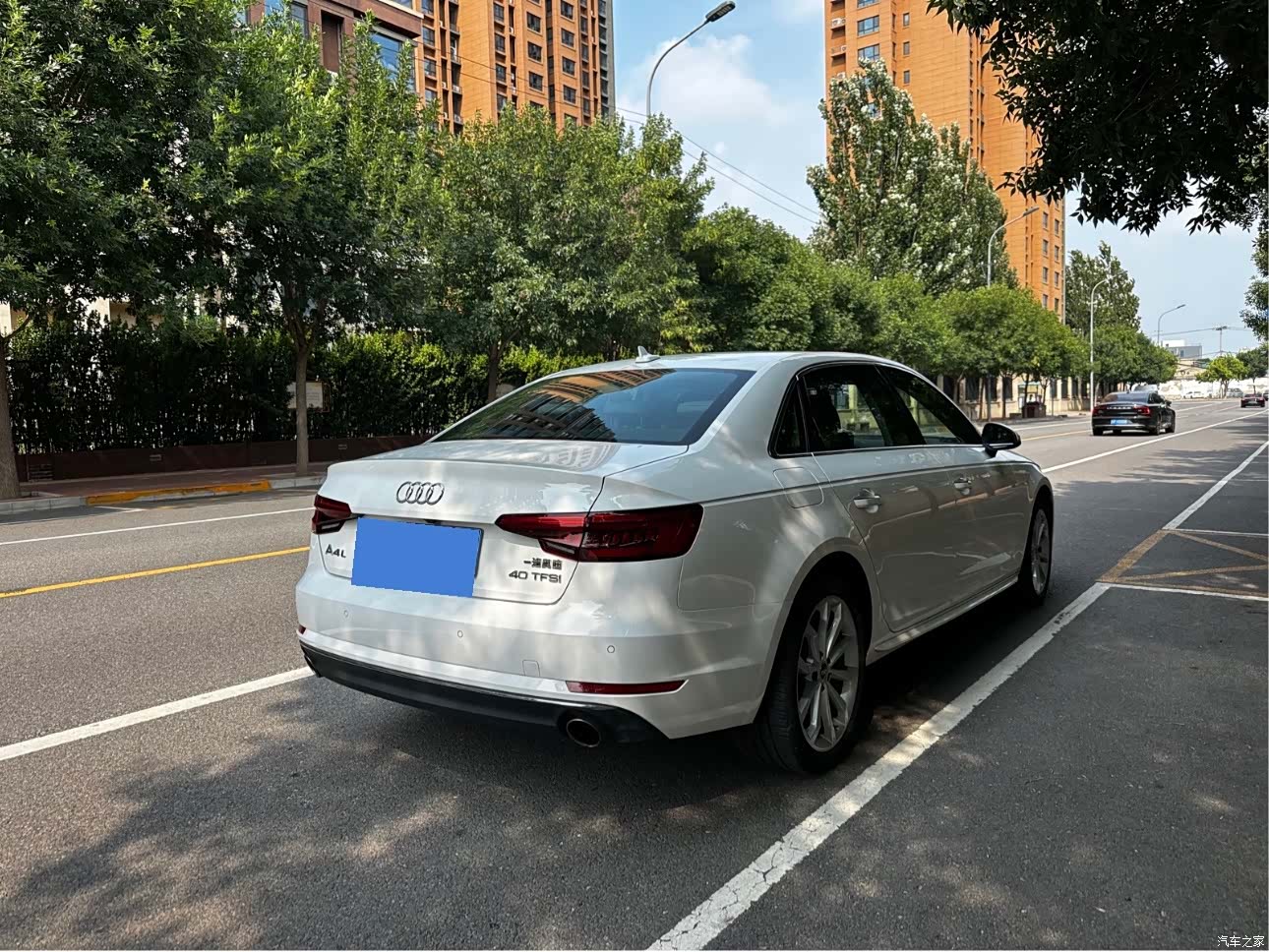 Audi A4L, 2016 4