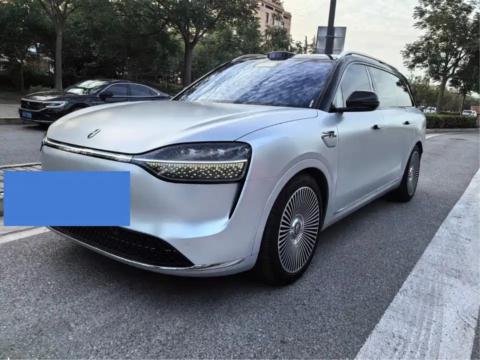 AITO Ask the world M9