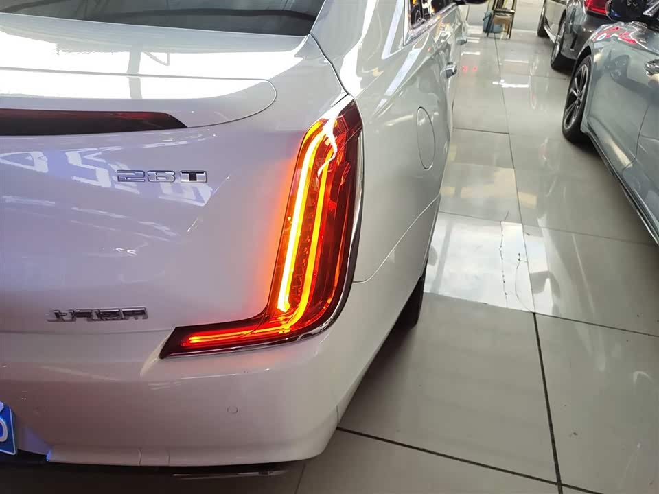 Cadillac XTS