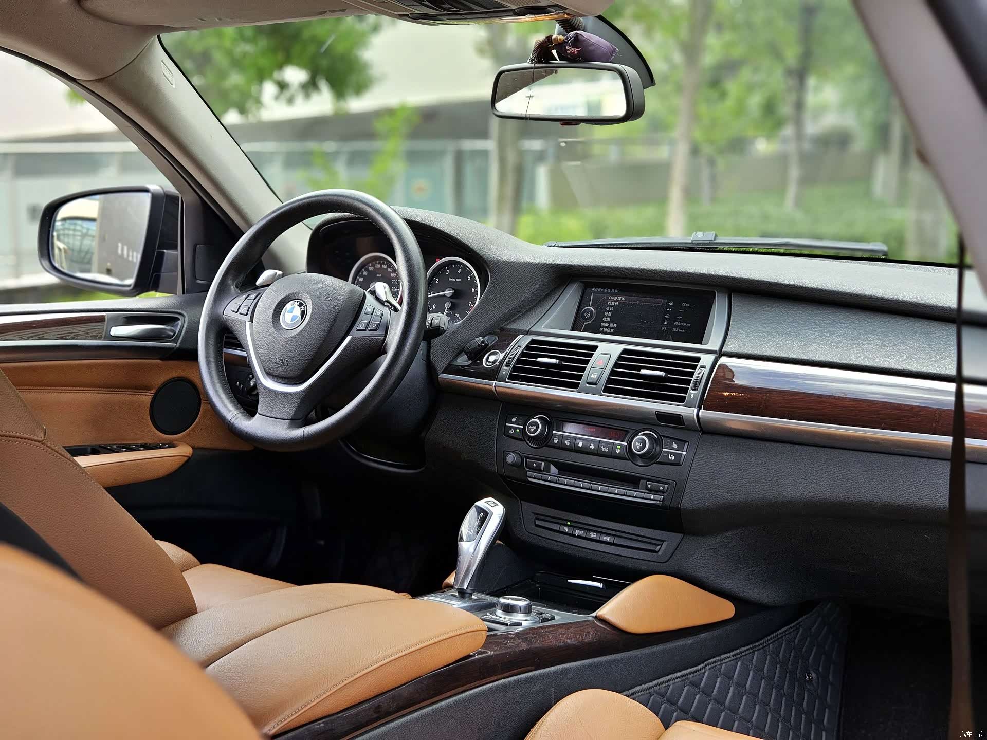 BMW X6, 2011 7