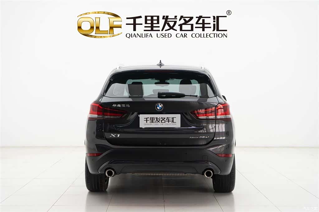 BMW X1, 2022 все фото