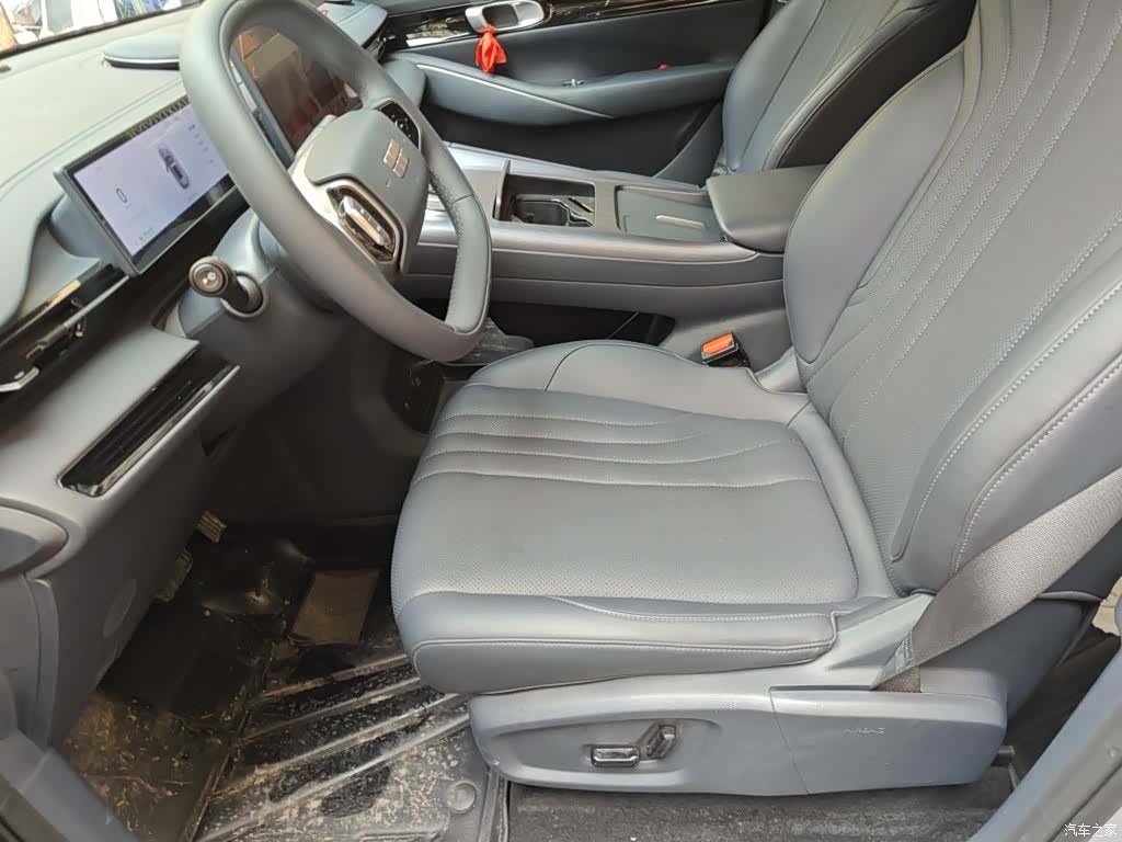 Geely Galaxy E5, 2025 16