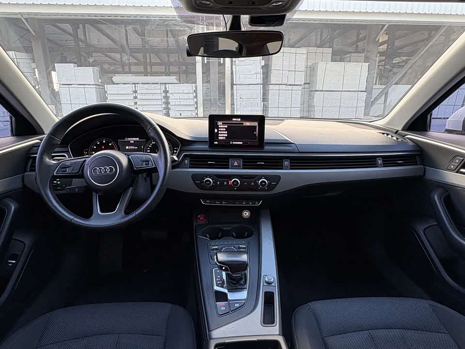 Audi A4L