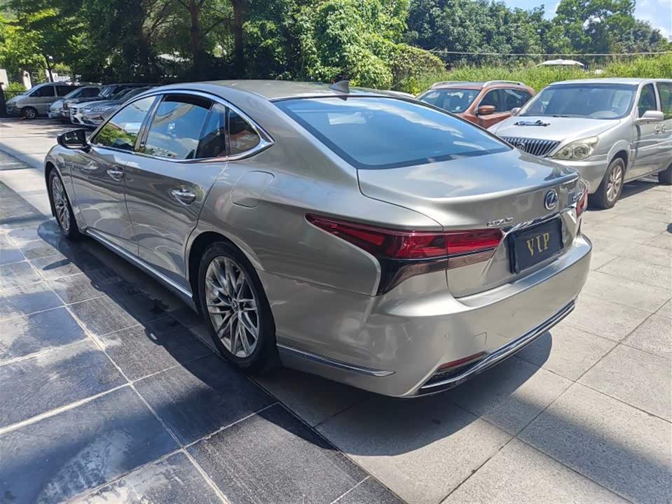 Lexus LS Lexus LS