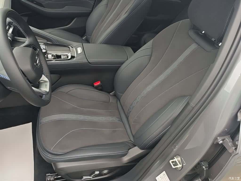 Geely Preface, 2025 15