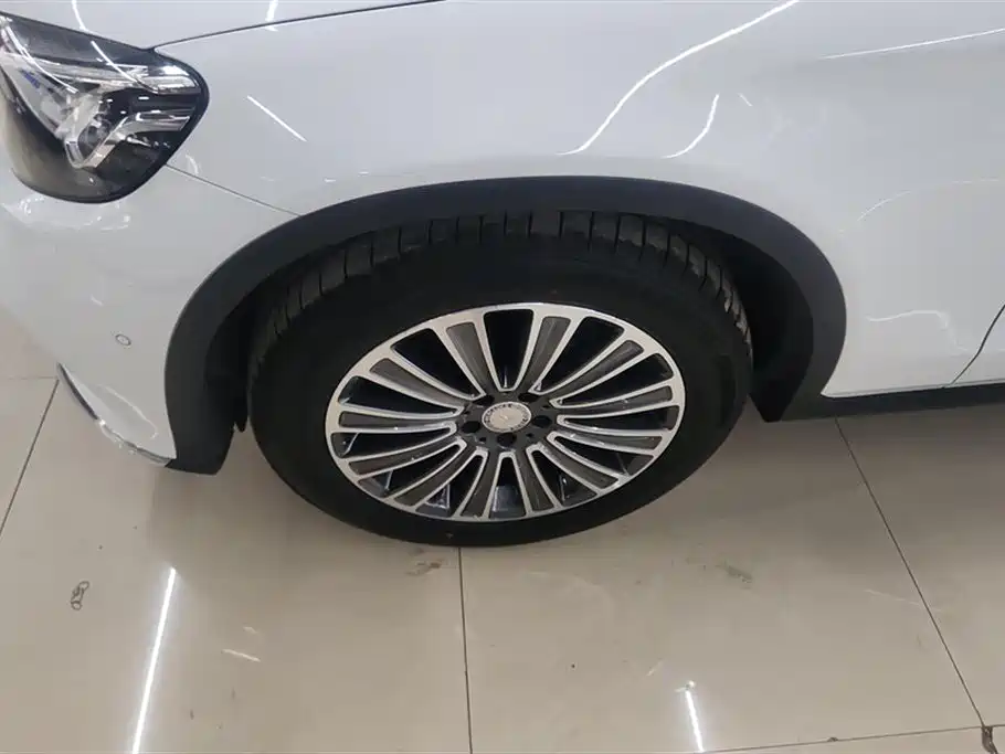 Mercedes-Benz GLC Mercedes-Benz GLC