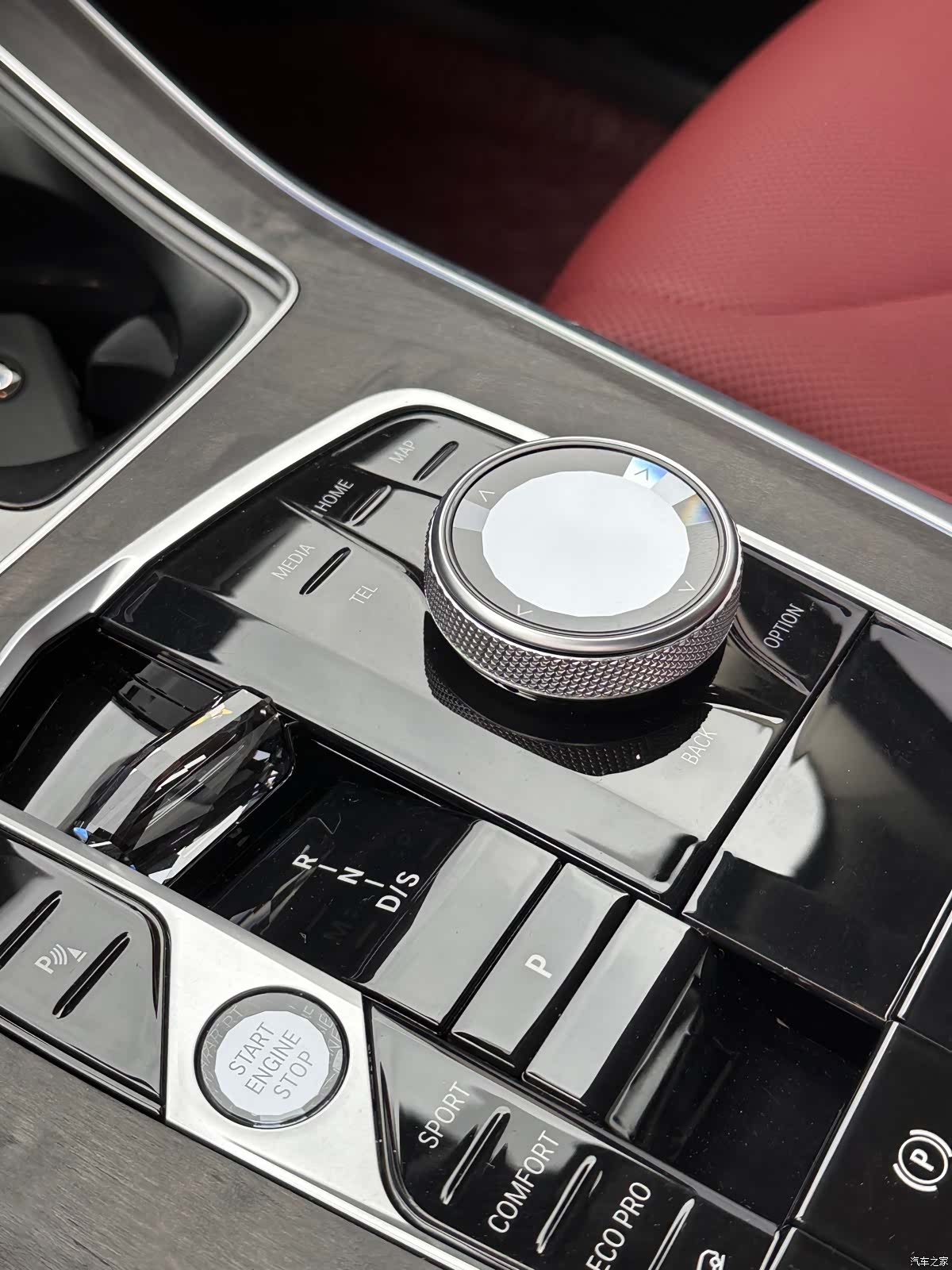 BMW X5, 2025 9