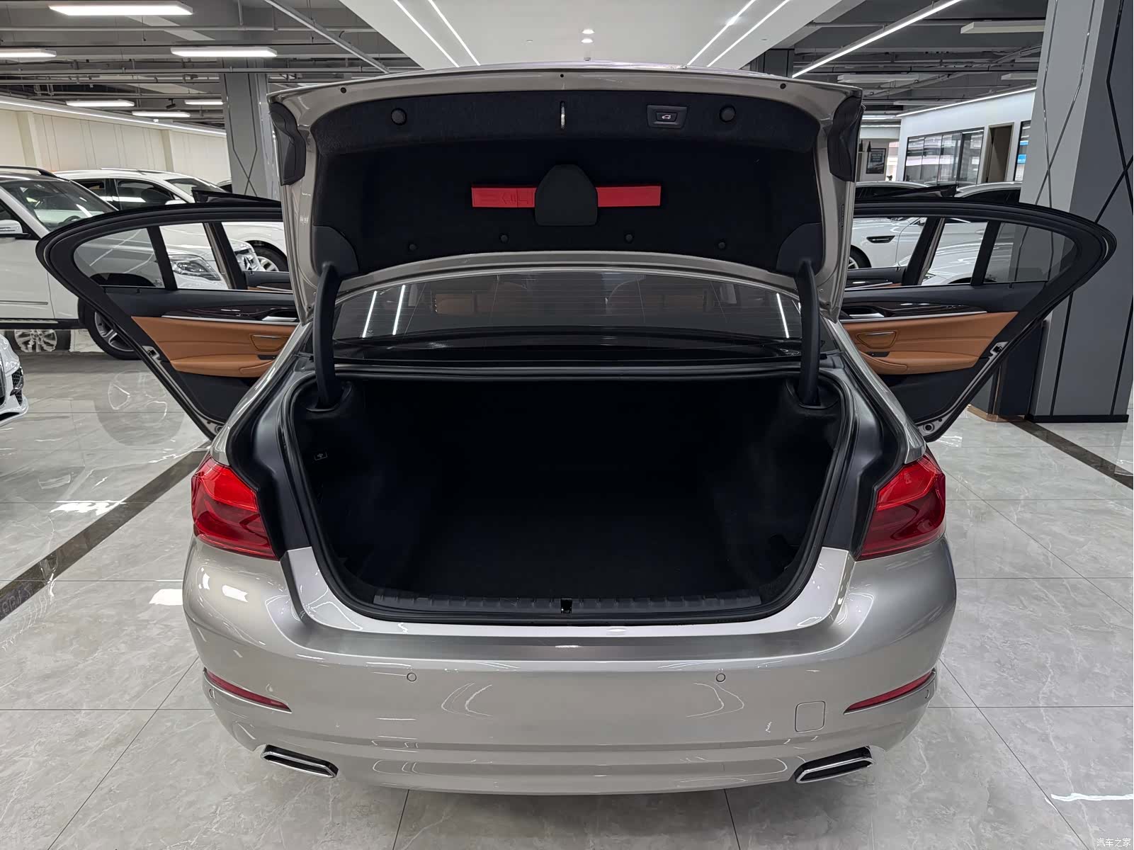BMW 5 Series, 2017 19