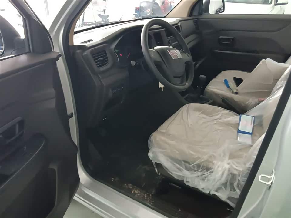Wuling Wuling Hongguang V