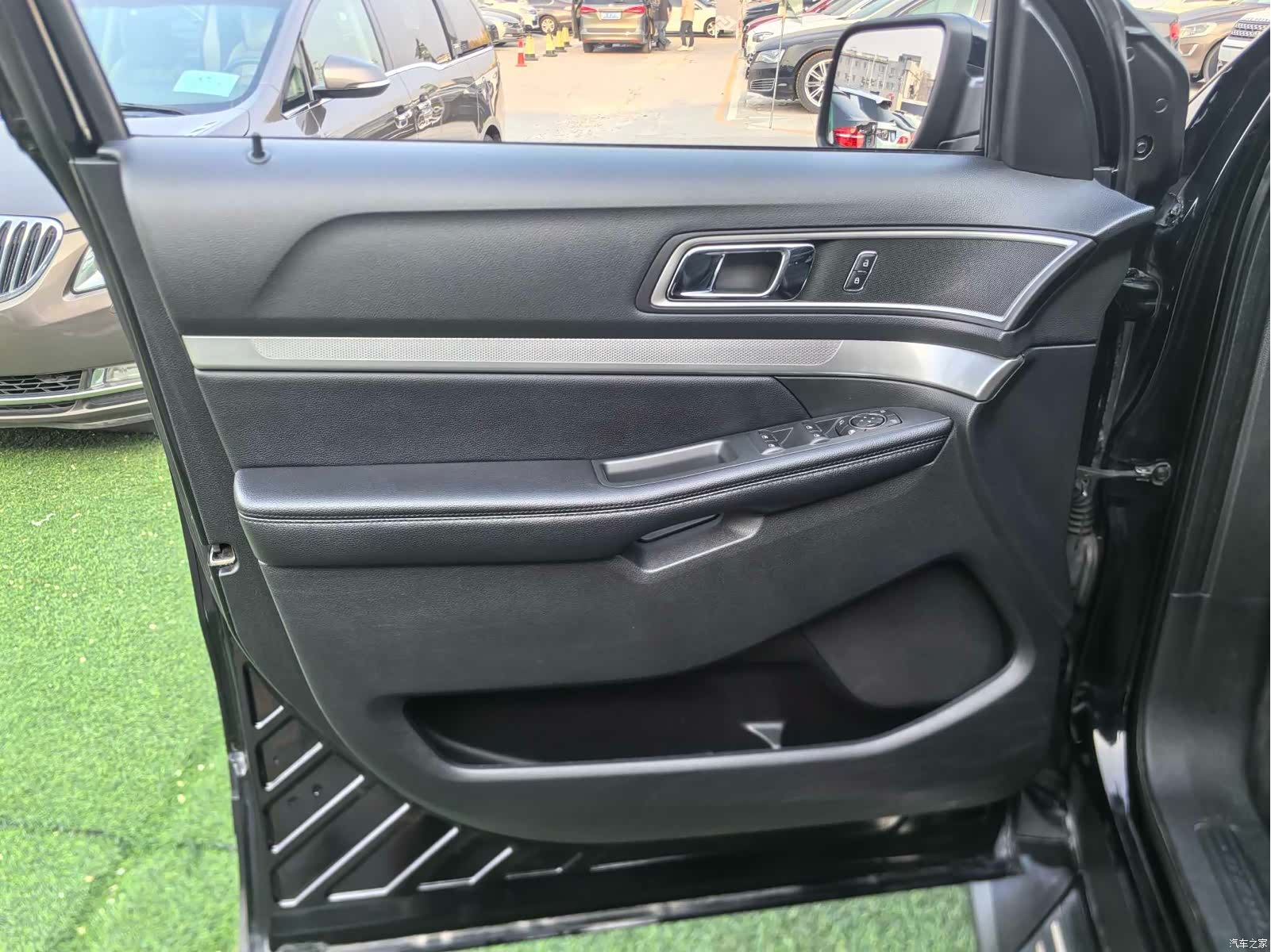 Ford Explorer, 2016 все фото