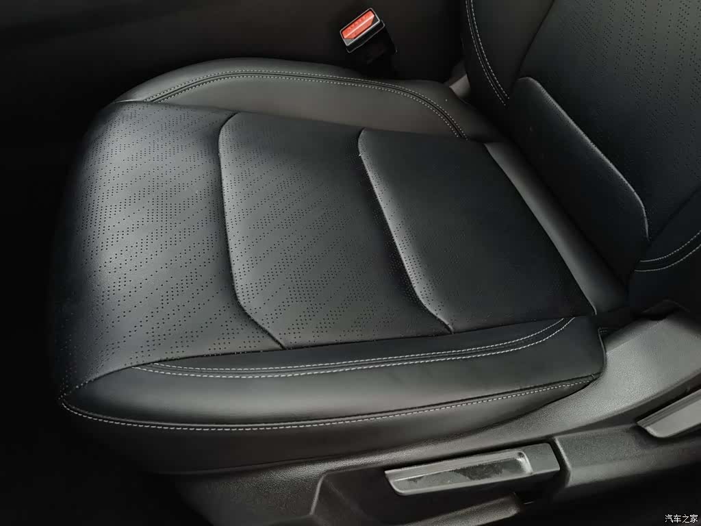 Geely Emgrand, 2024 20