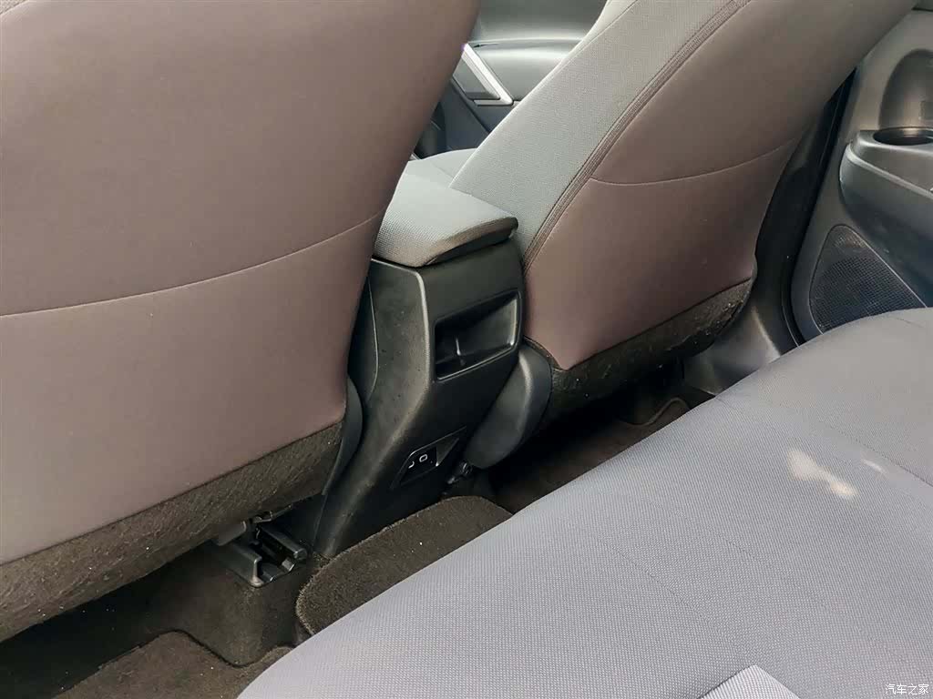 Toyota Frontlander, 2024 9