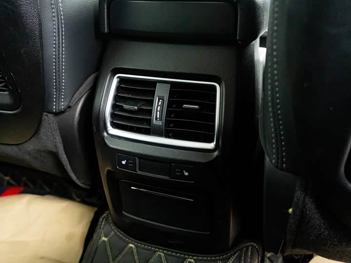 BAIC Off-road BJ80 2020 2.3T АКПП zhuo yue zhi jing ban