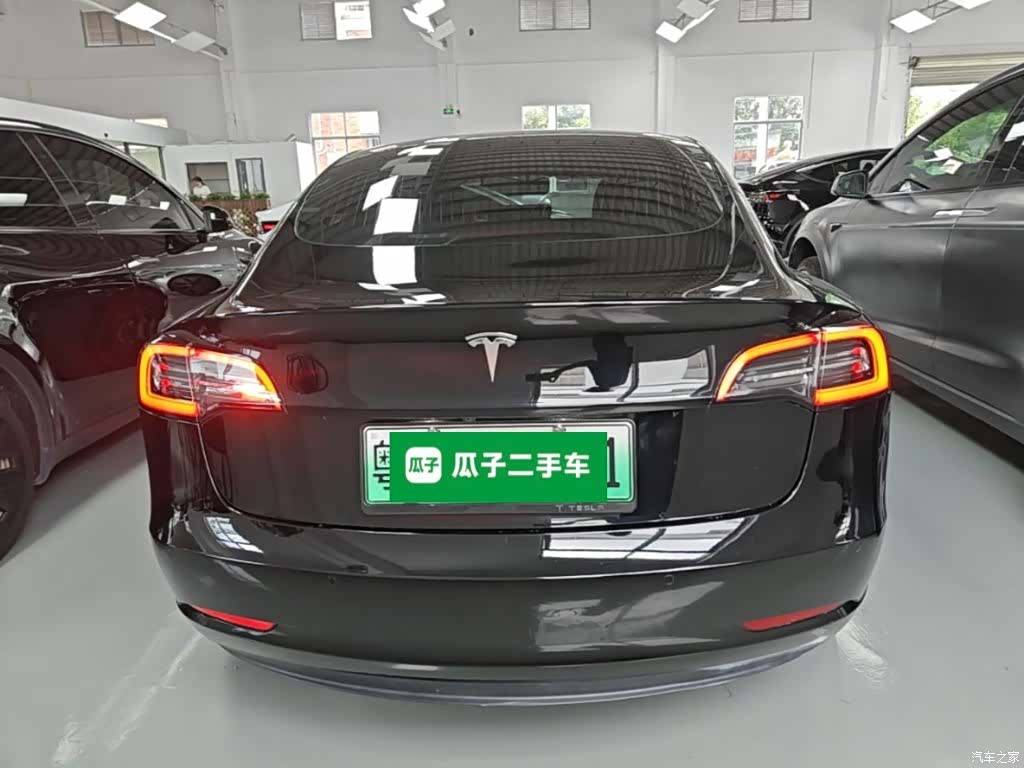 Tesla Model 3, 2020 6