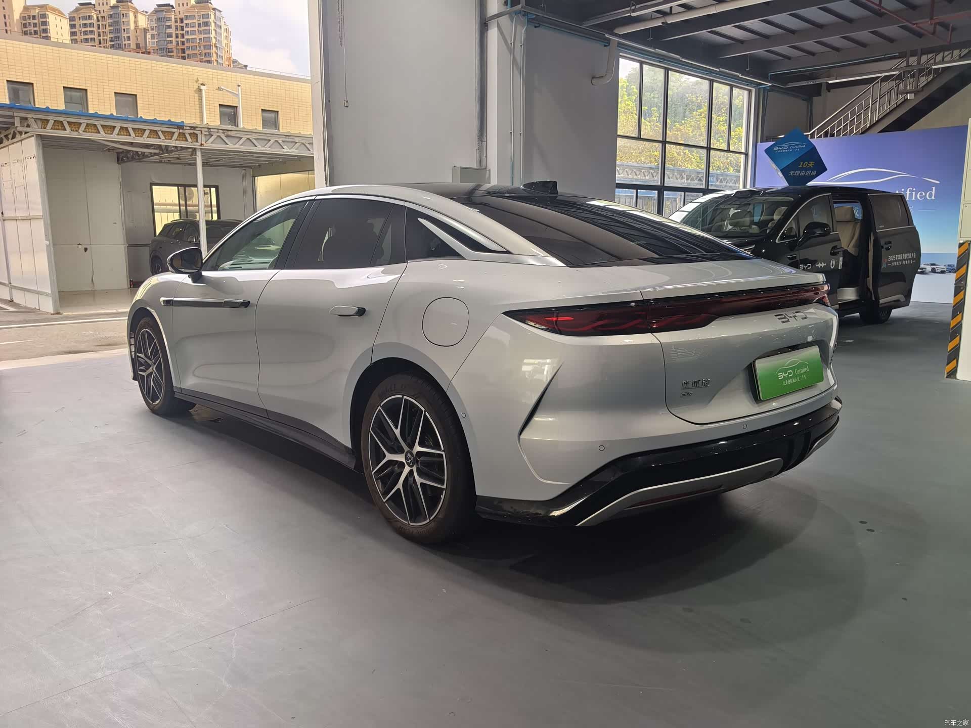 BYD Han, 2025 4