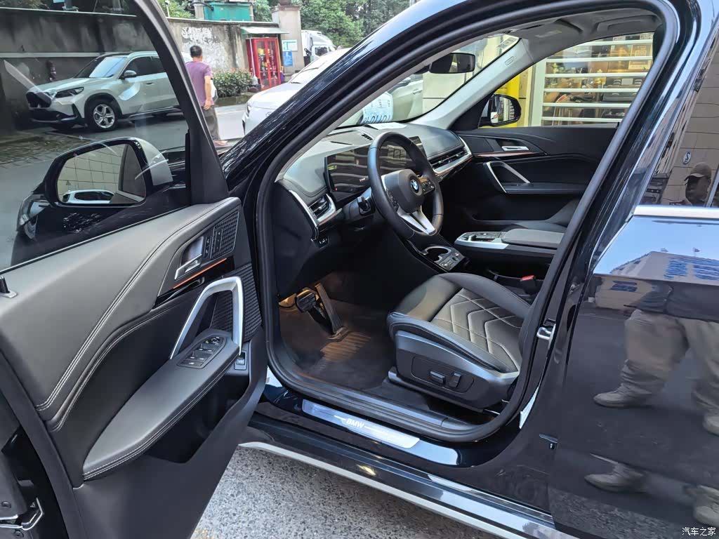 BMW X1, 2023 6