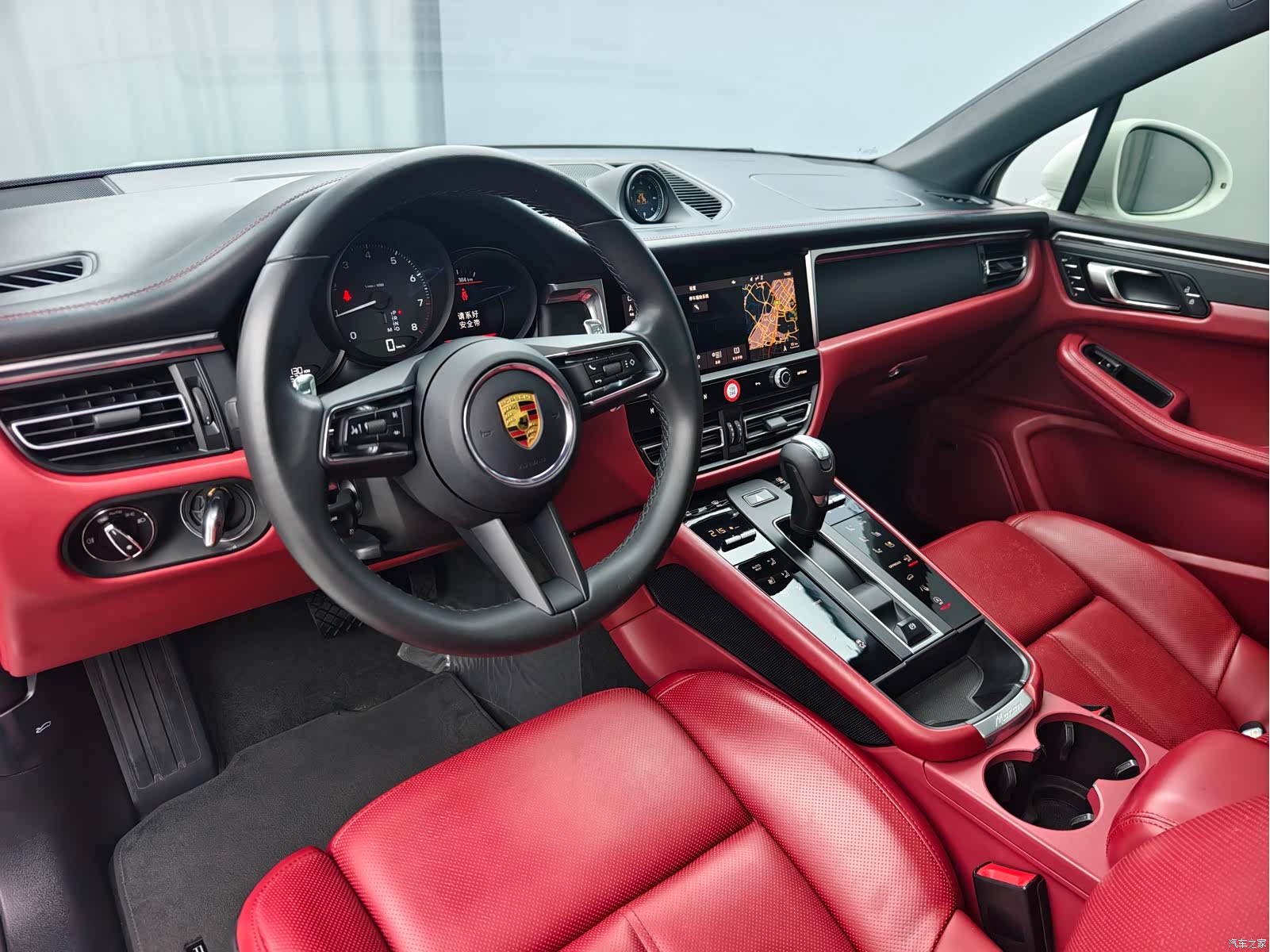 Porsche Macan, 2023 7