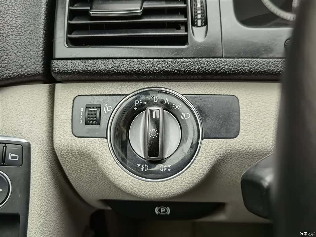 Mercedes-Benz C-Class, 2010 21
