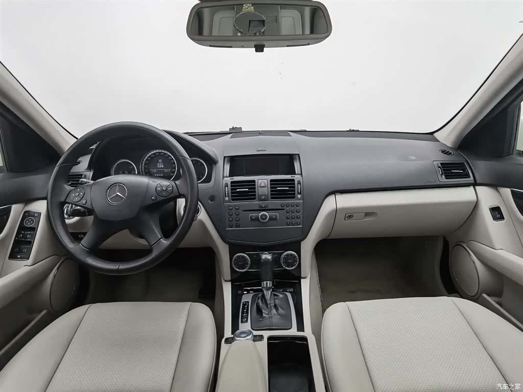 Mercedes-Benz C-Class, 2010 все фото