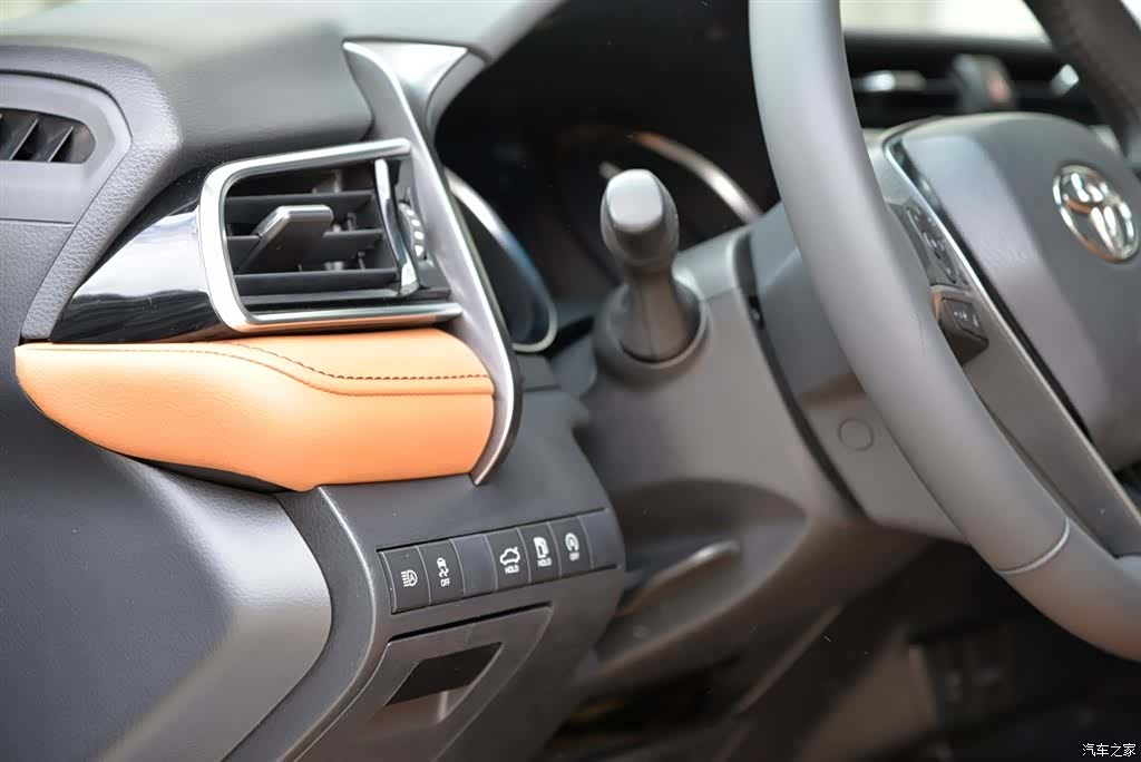 Toyota Camry, 2021 7