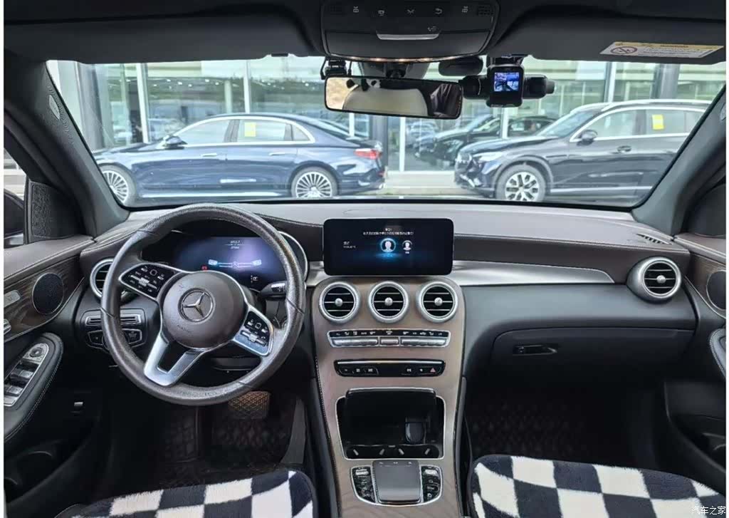 Mercedes-Benz GLC, 2022 все фото