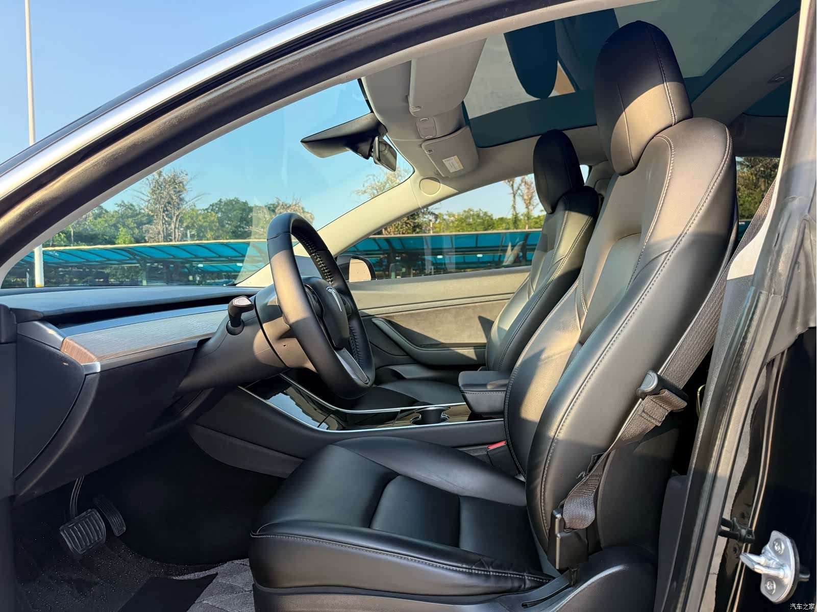Tesla Model 3, 2020 4