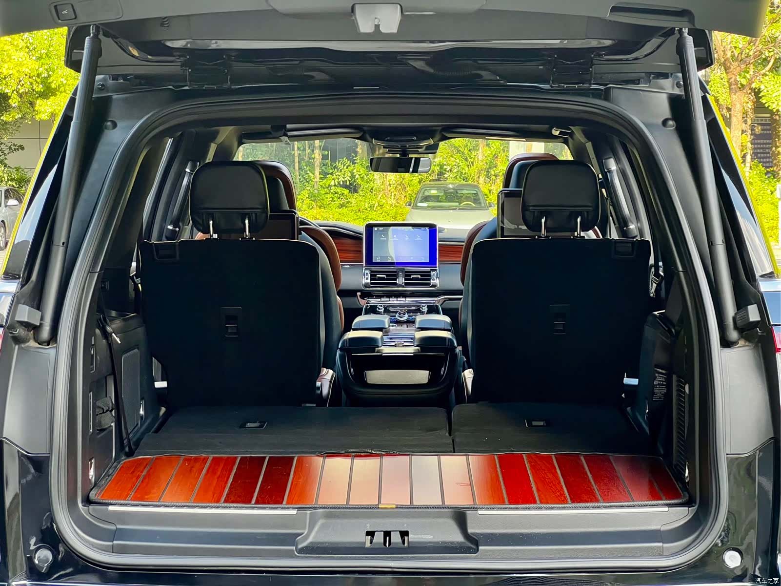Lincoln Navigator, 2020 24