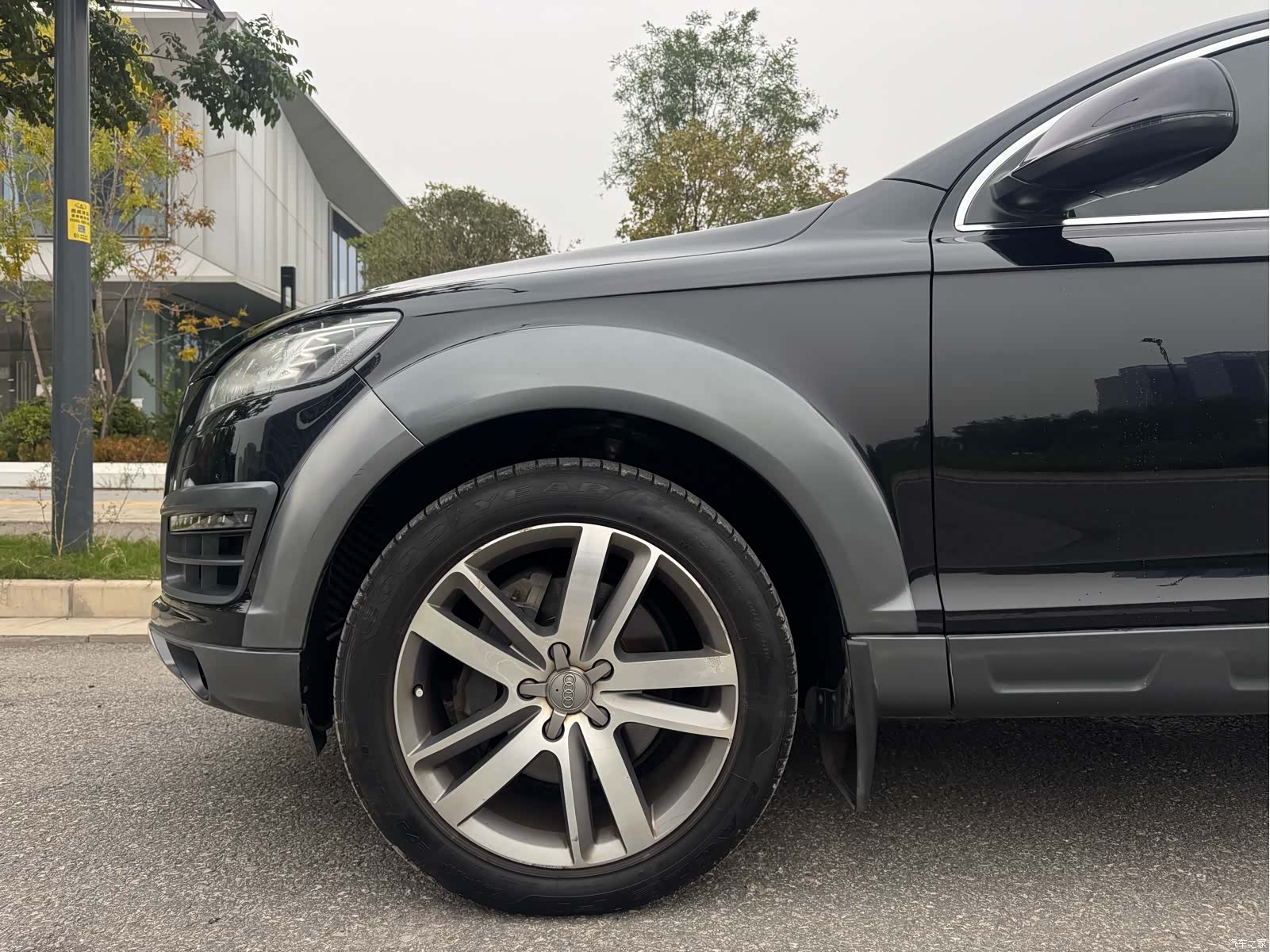 Audi Q7, 2014 4