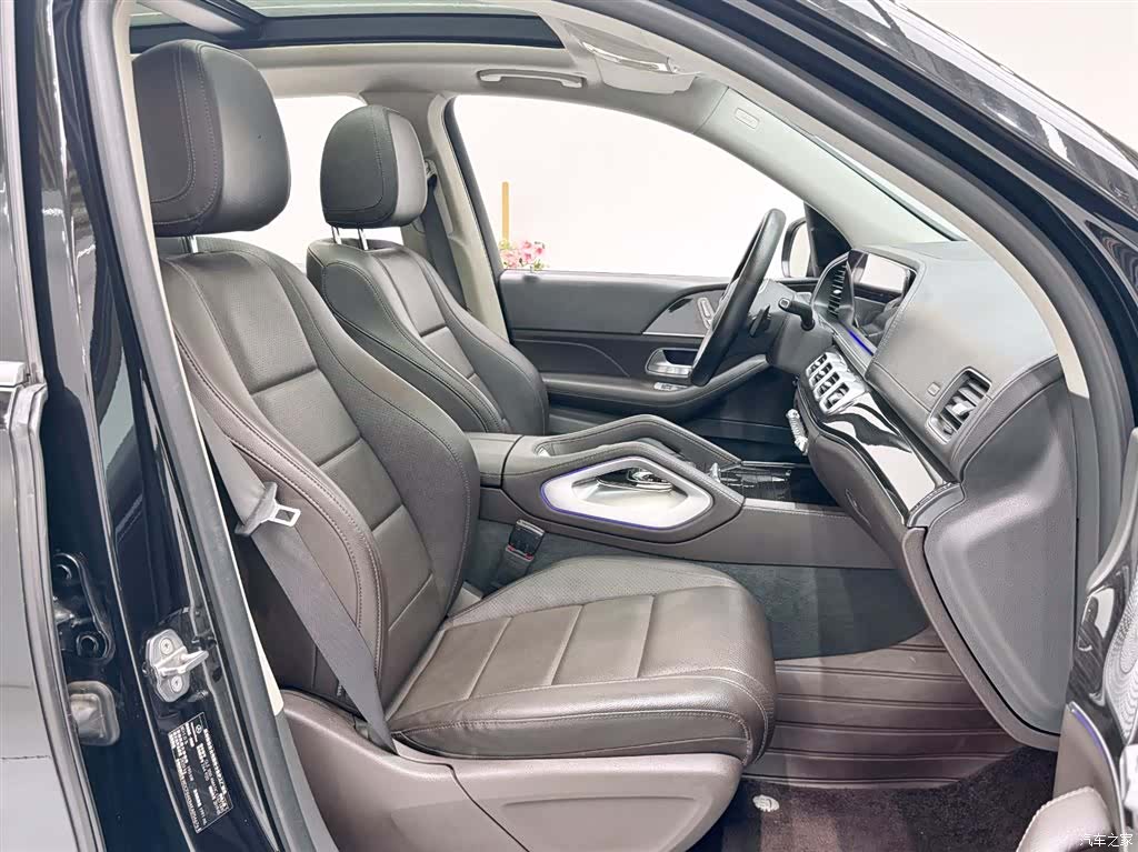Mercedes-Benz GLE, 2019 8