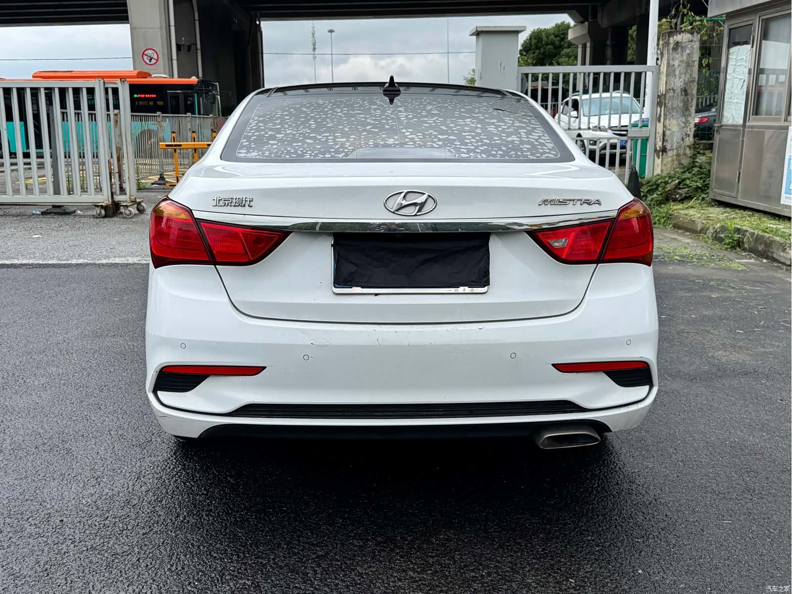 Hyundai DLX, 2020 15