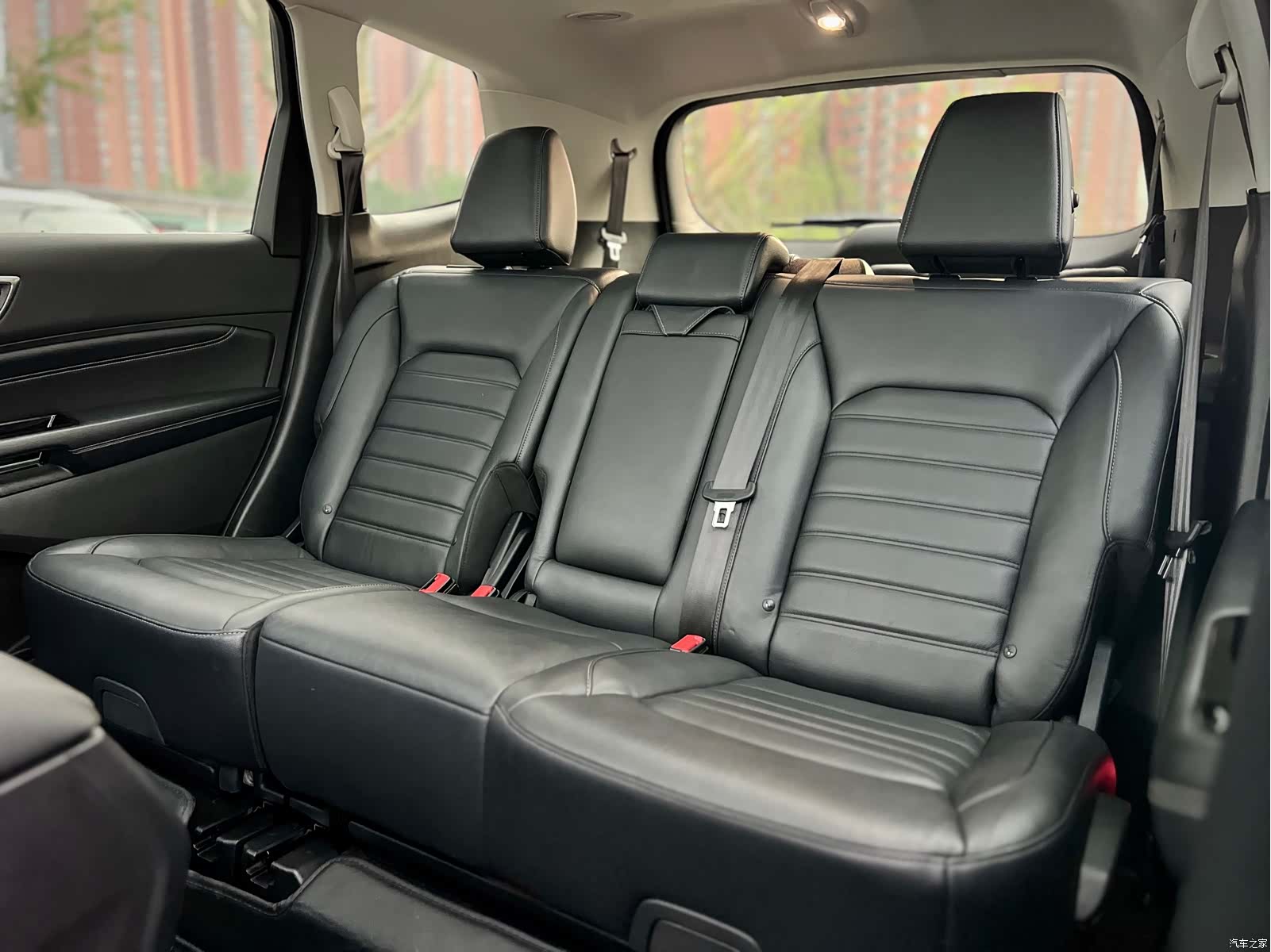 Ford Edge, 2017 35