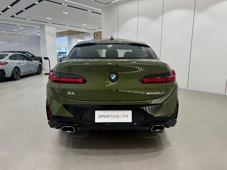 BMW X4 M40i