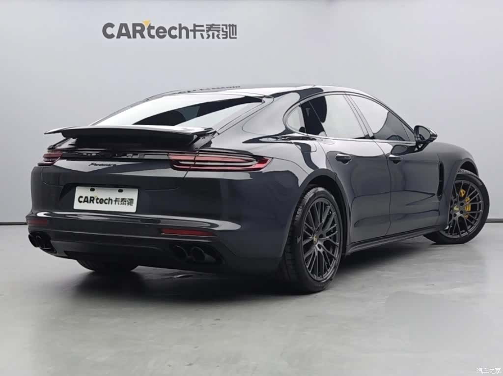 Porsche Panamera, 2017 все фото