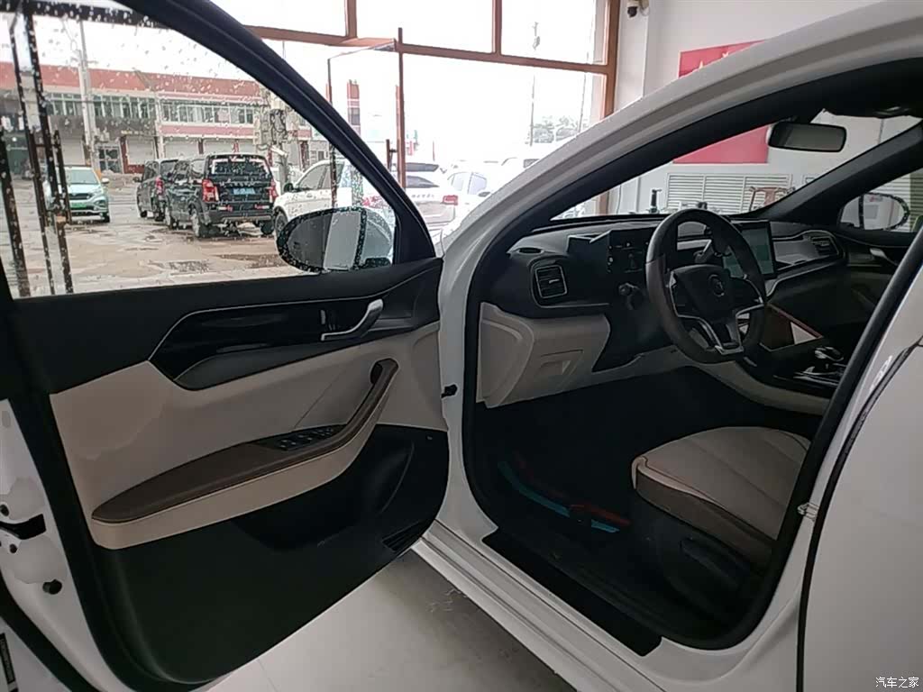 BYD Qin, 2024 16