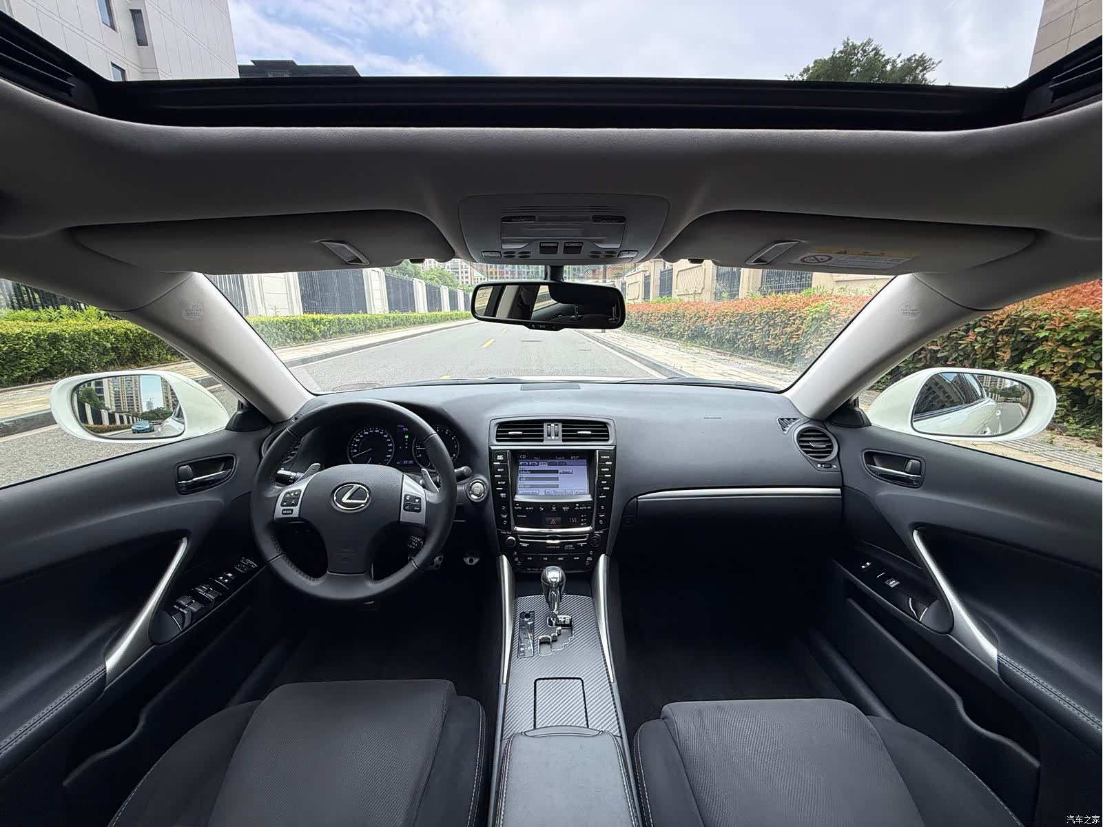 Lexus IS, 2012 14