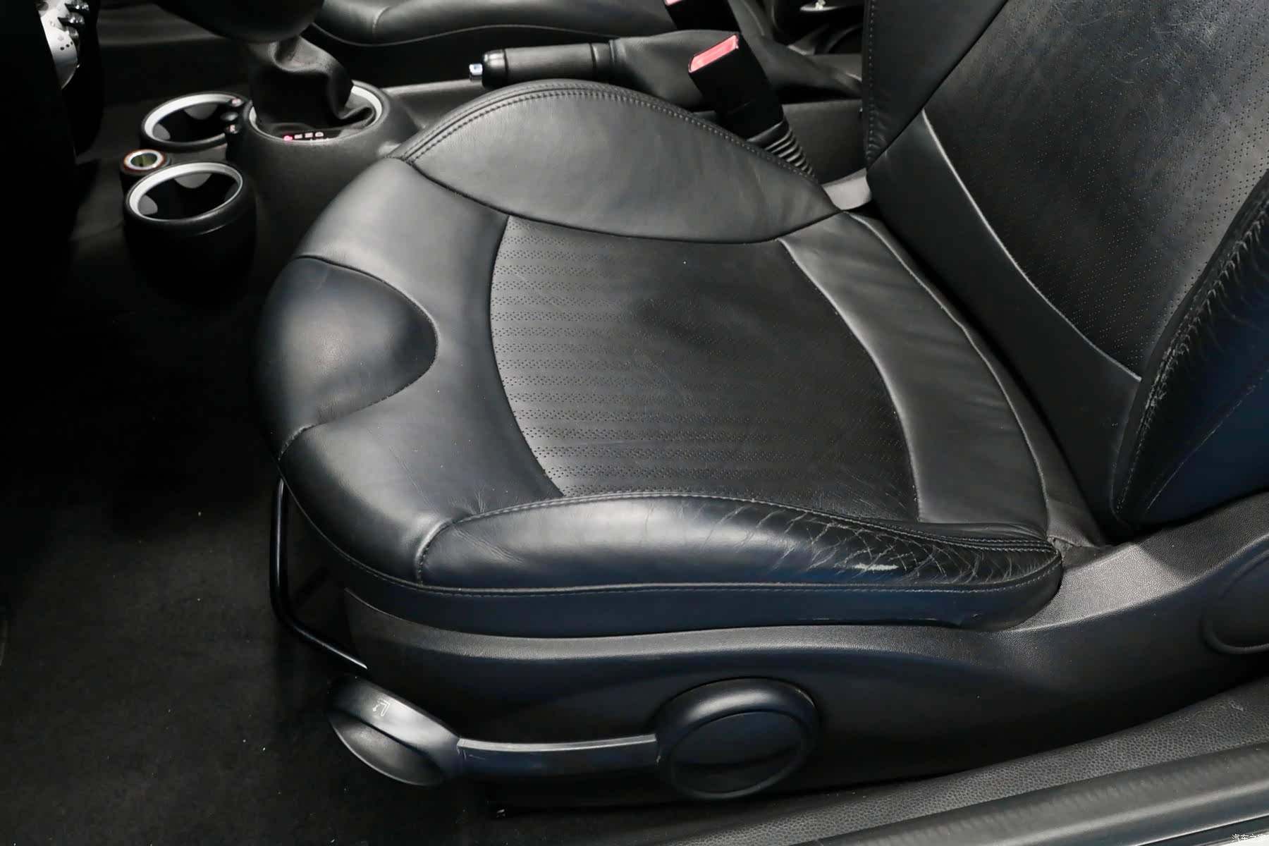 Mini Cooper, 2010 16