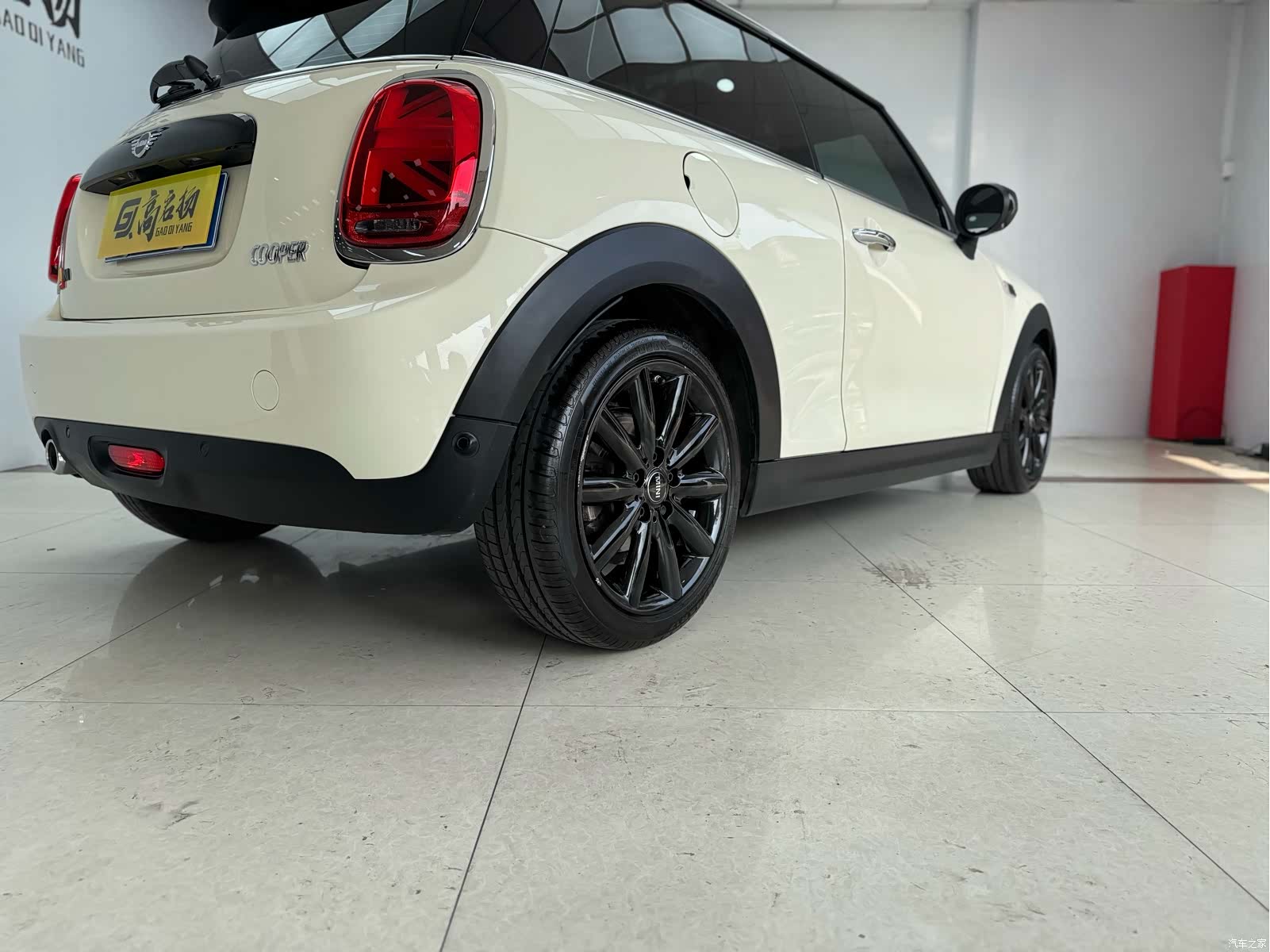 Mini Cooper, 2020 19