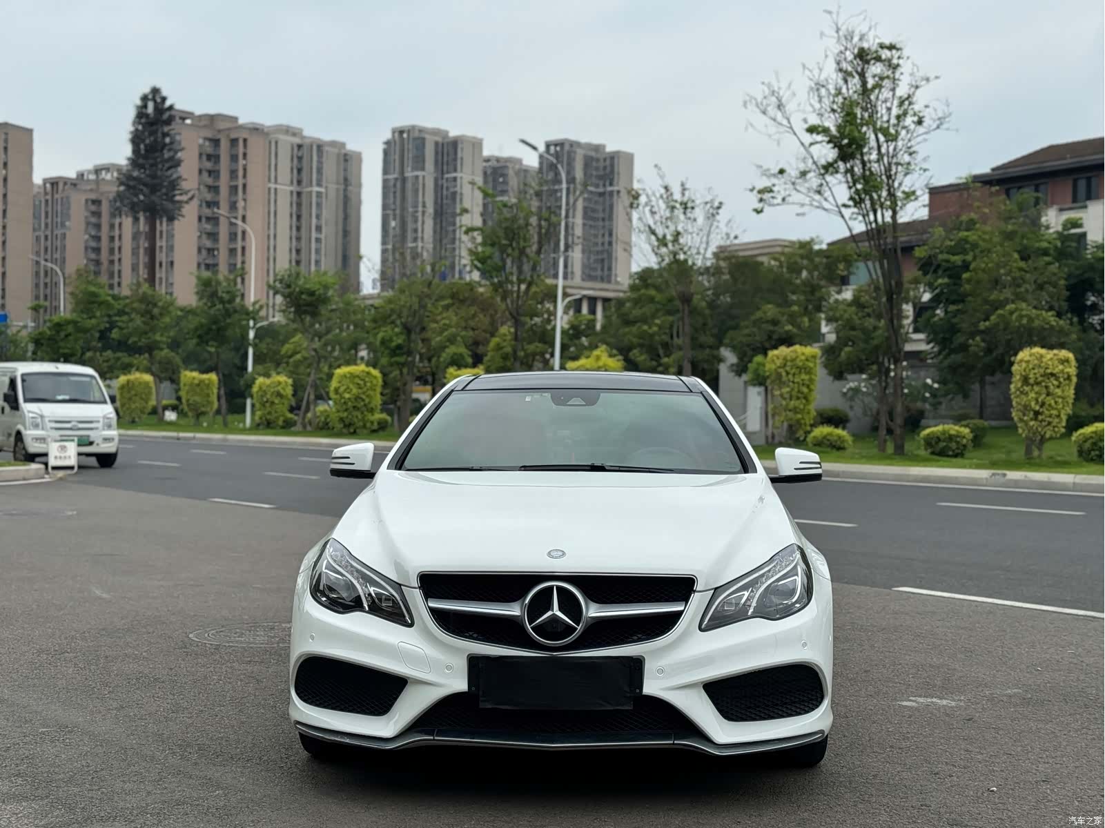 Mercedes-Benz E-Class, 2015 2
