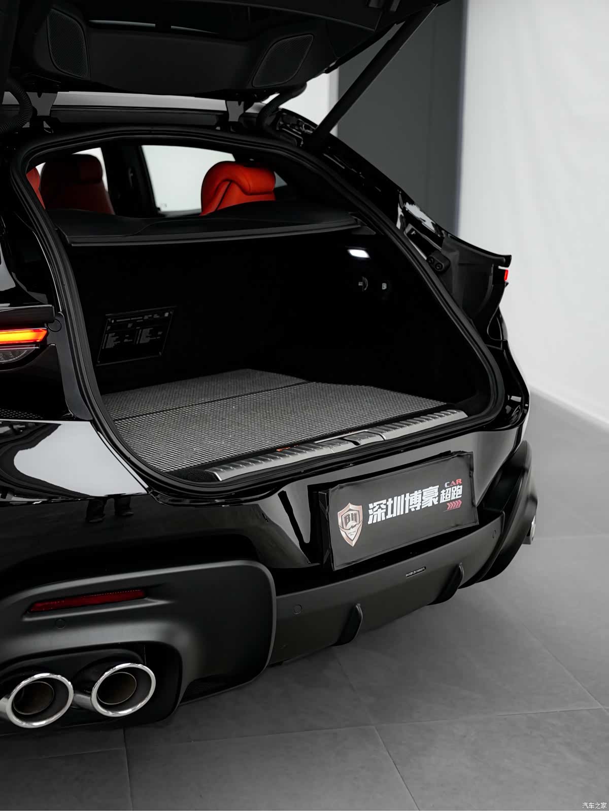 Ferrari Purosangue, 2024 29