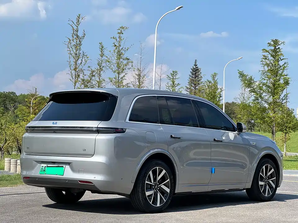 Li Auto Ideal L8