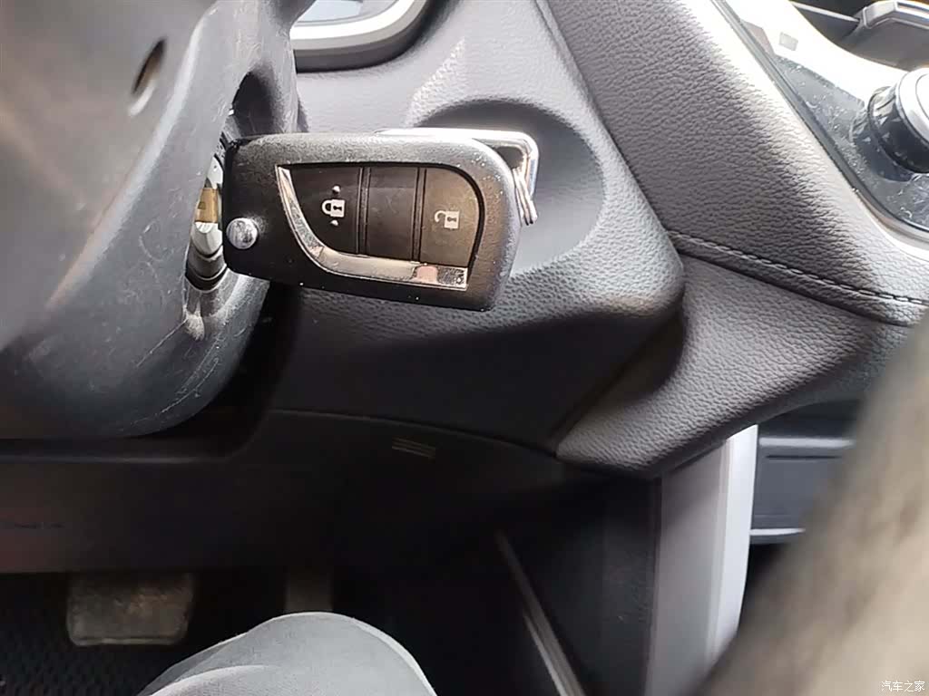 Toyota Frontlander, 2025 17