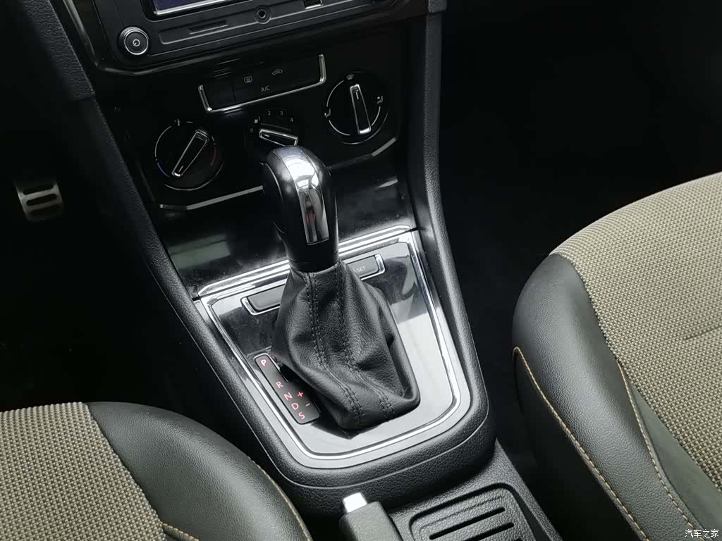 Volkswagen C-TREK, 2021 13