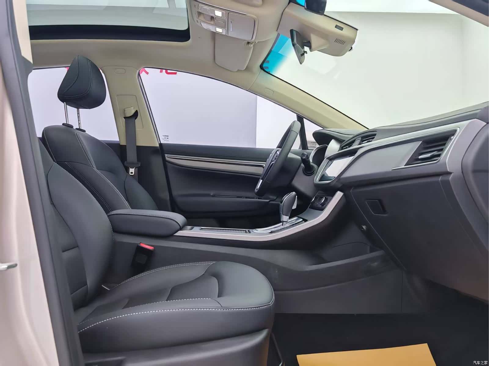Geely Emgrand, 2018 24