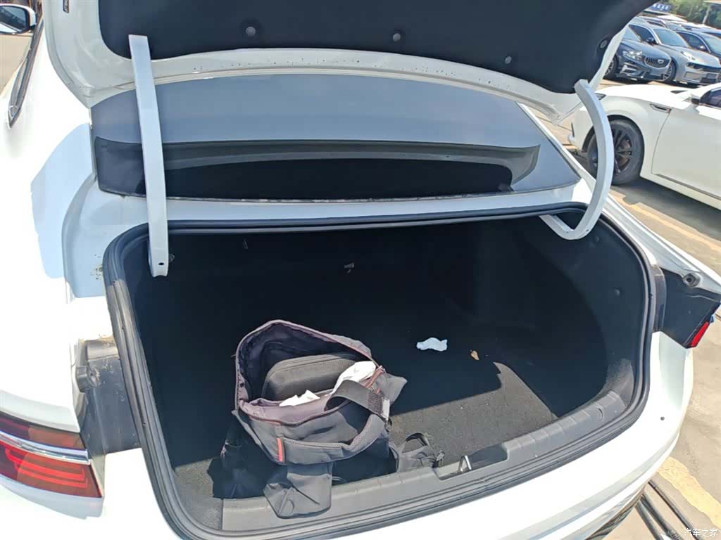 Geely Preface, 2022 19